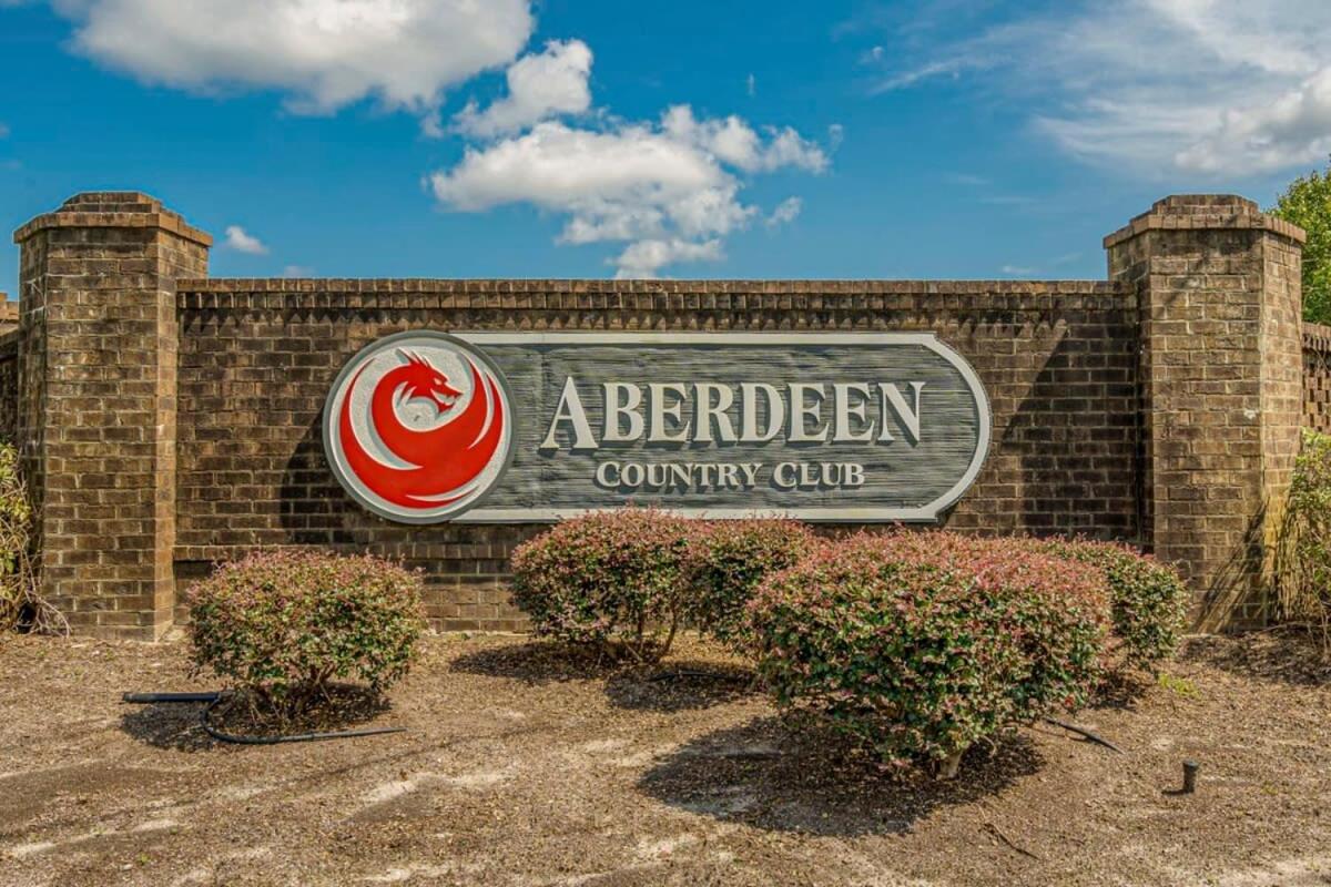 Aberdeen Country Club Villa Longs Luaran gambar